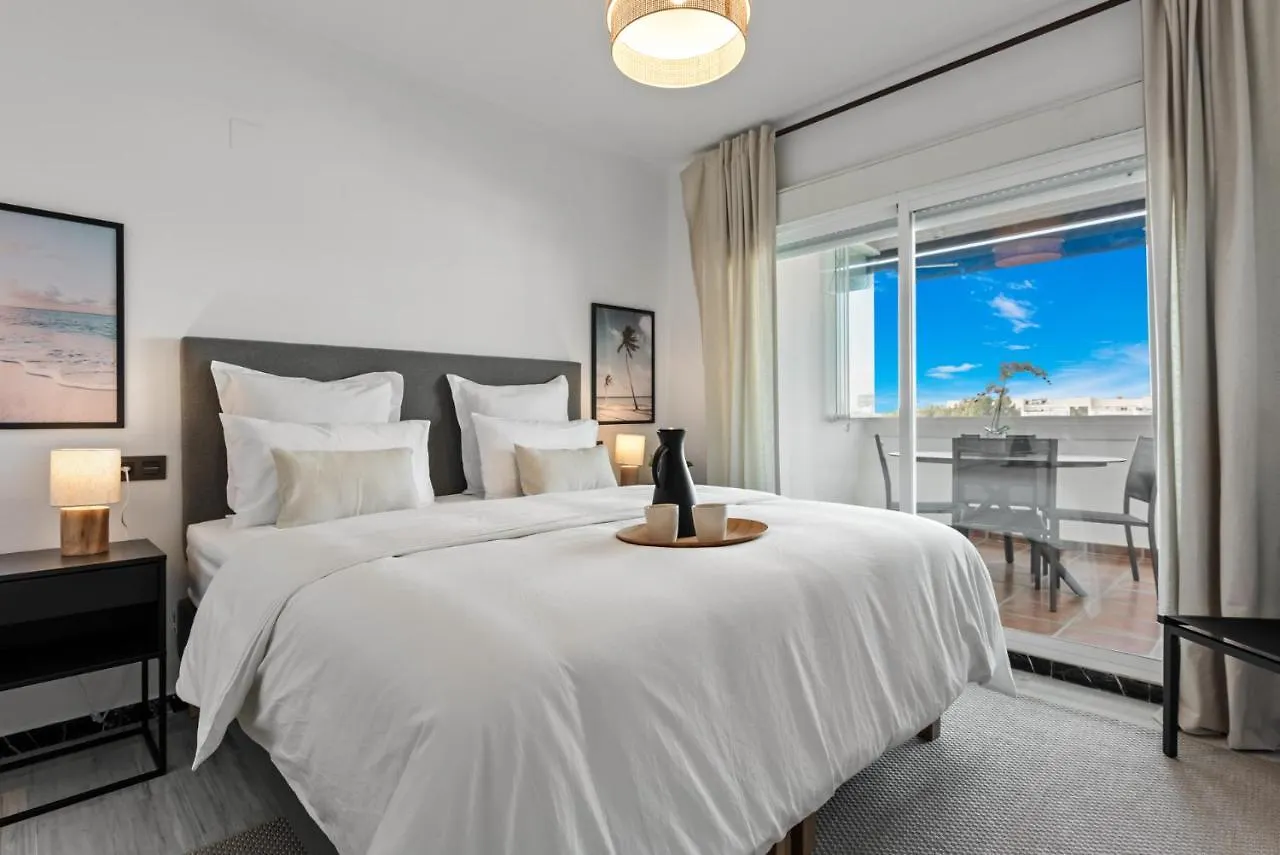 Modern Apartment - 2 Bedrooms, Beachside - Puerto Banus Marbella 0*,  Spain